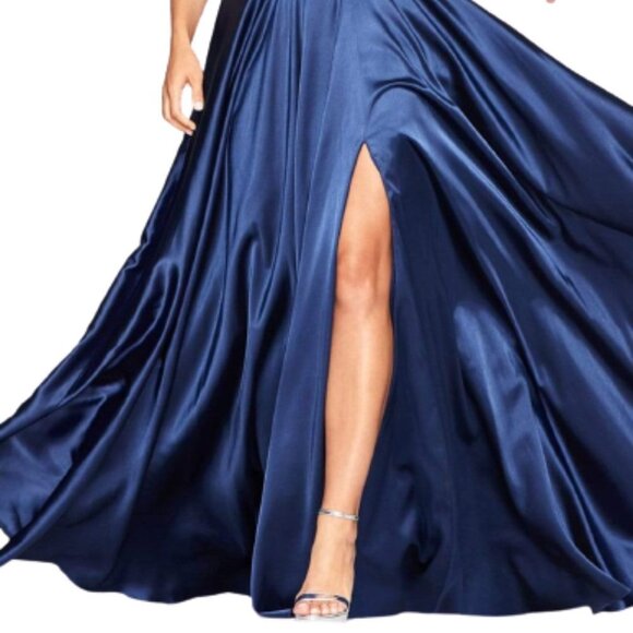 NWT Faviana S10429 Polyester Prom Dress Blue Size 6 - Picture 4 of 10